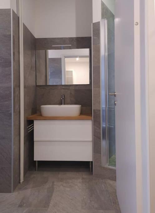 Monte Nero Apartment Milan Exterior photo